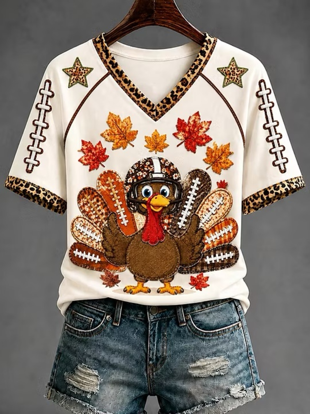 Women’s Thanksgiving turkey football t-shirt size Large
